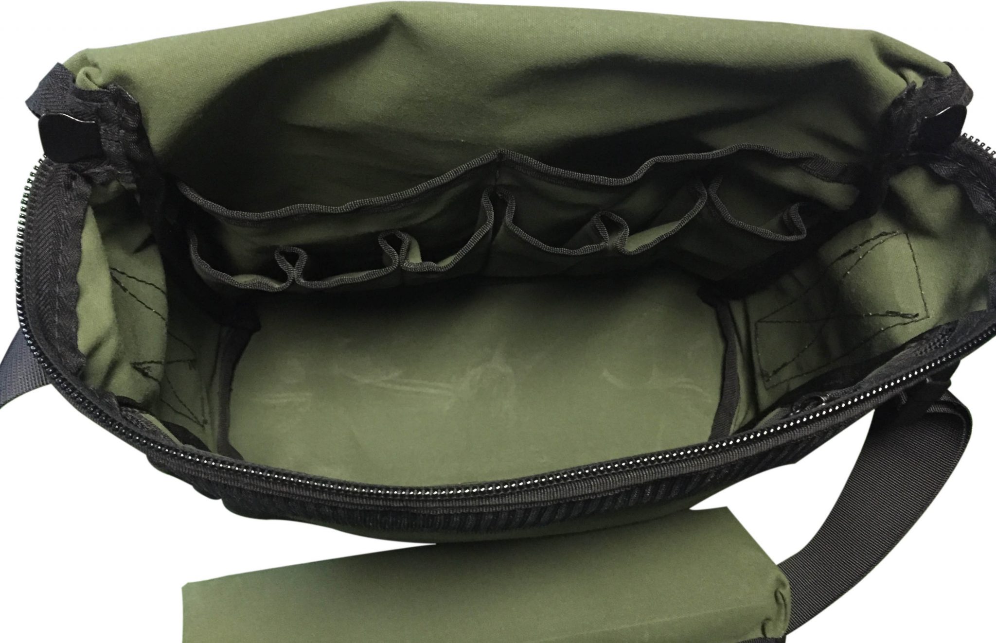 AOS Deluxe Tool Bag Canvas Small Green Aussie Outback Supplies   113 Canvas Tool Bag Deluxe Small Green 2048x1323 